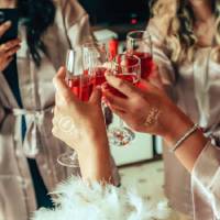 bridal party on big Nebraska wedding day bride focus